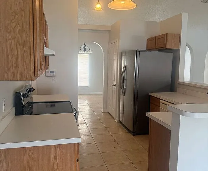 405 Francisco Way — Photo 11