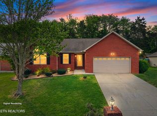 4534 Waldon Pond Ln, Corryton, TN 37721
