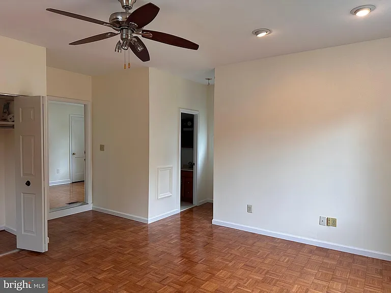 8 Arthur Rd — Photo 12