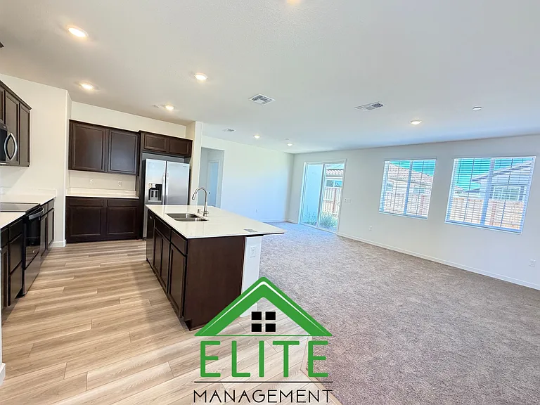 8345 Sidra Way — Photo 4