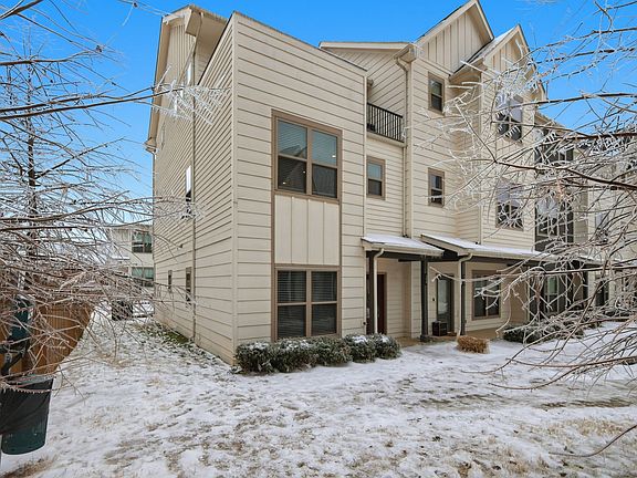 2nd image of 208 Thompson Park Dr Unit 34