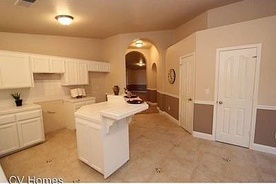 2nd image of 857 Isaac Newton Dr