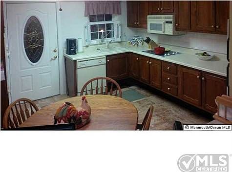 5th image of 507B Thornbury Ct