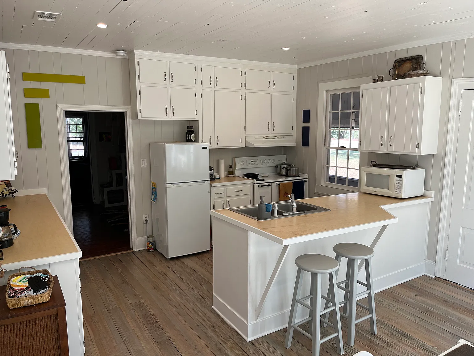 2 bed, 1322 sqft, $1,350 — Photo 3