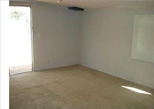 3rd image of 33996 Avenue I