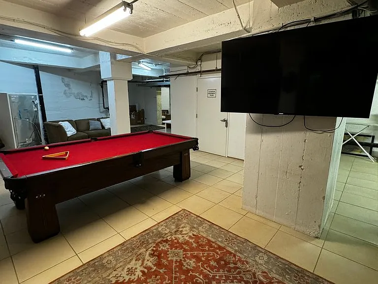 4761 Liberty Avenue — Photo 35