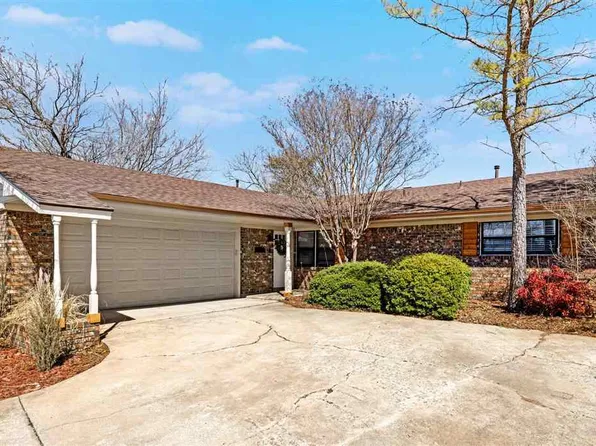 805 NW 49th St, Lawton, OK 73505