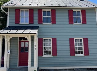 105 Royal St SW, Leesburg, VA 20175