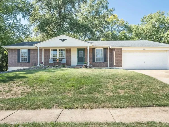 5611 McIlroy Ct, Saint Louis, MO 63128