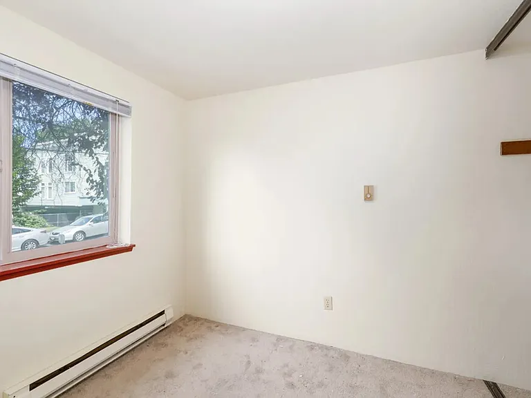 Alder Apartments — Photo 13