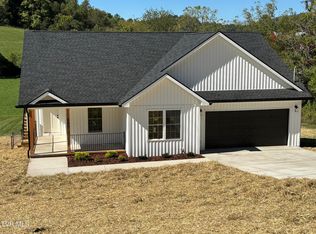 260 Old Charity Hill Rd, Elizabethton, TN 37643