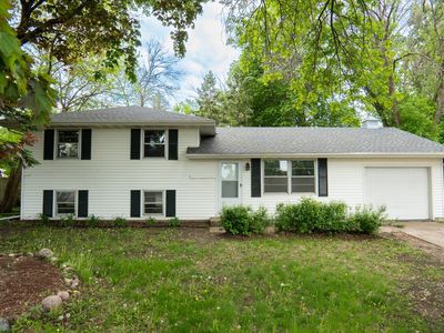 8011 80th St S, Cottage Grove, MN, 55016