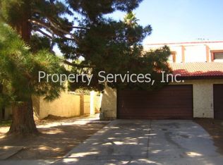 4877 Rollingwood Cir, Las Vegas, NV 89121