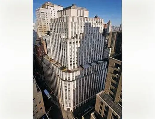 Rented by Keller Williams NYC | media 69