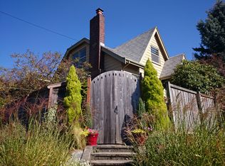 1016 NW 70th St, Seattle, WA 98117