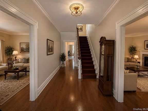 5th image of 1510 Grand Avenue