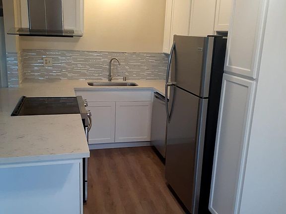 2nd image of 1240 Juniper Dr APT D