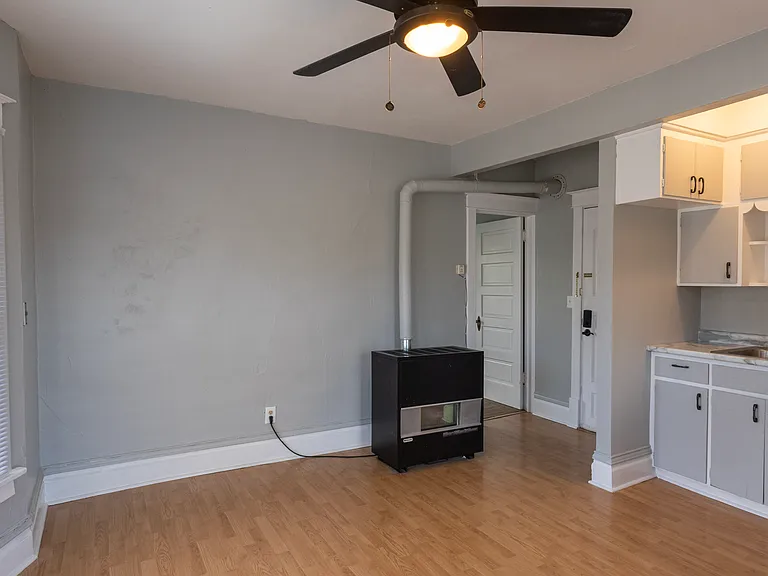 1113 Kingsbury St #3 — Photo 8