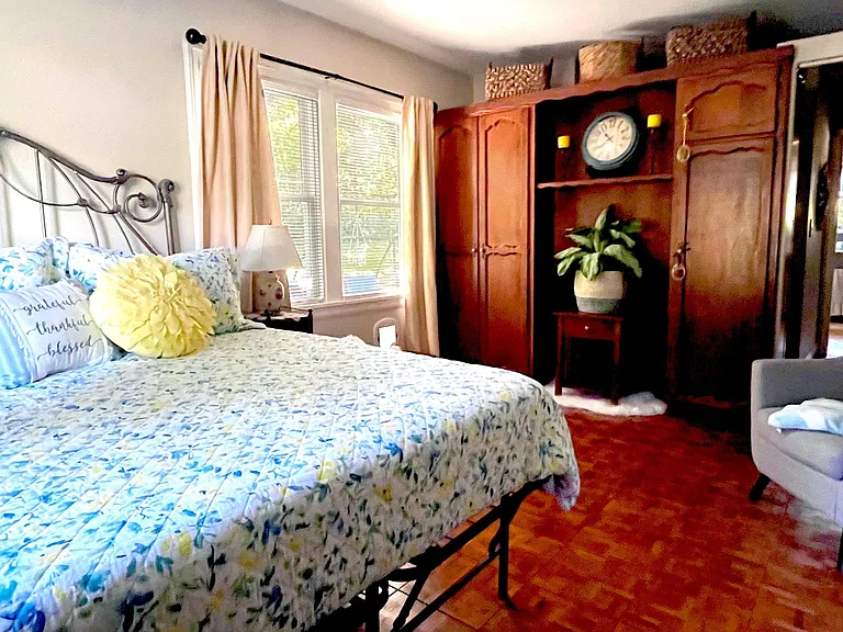 501 NE Barnes Ave — Photo 19