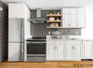 115 Stanwix St #712, Brooklyn, NY 11206