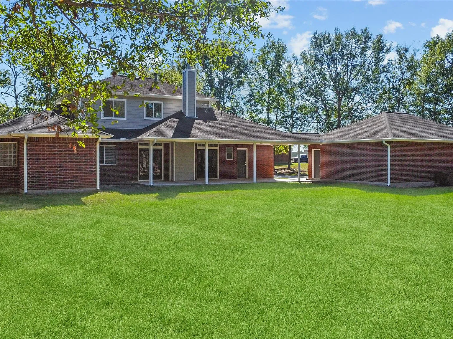 4 bed, 3.5 bath, 3000 sqft, $5,000 — Photo 4