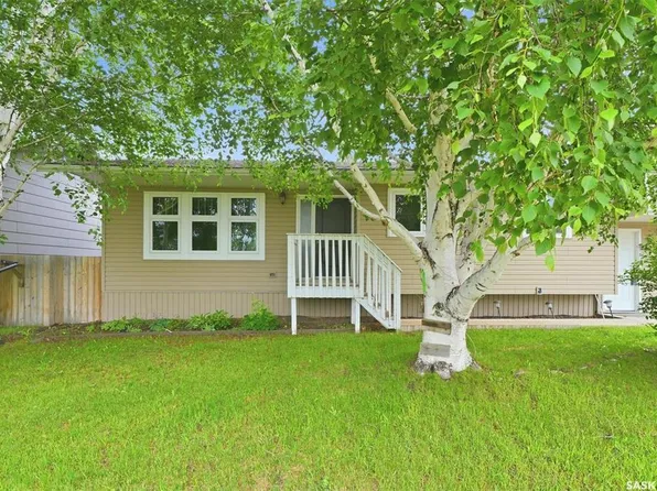 418 North Railway STREET, Warman, SK S0K 4S0