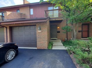 1804 Chestnut Ave, Glenview, IL 60025