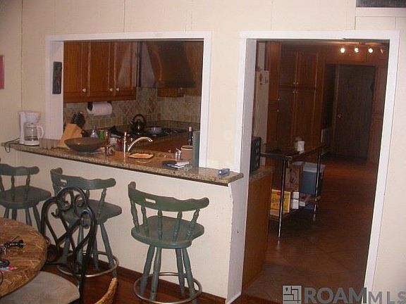 5th image of 4054 Palm St