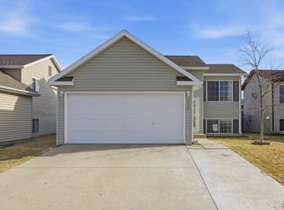 2126 59th Ave S, Fargo, ND 58104