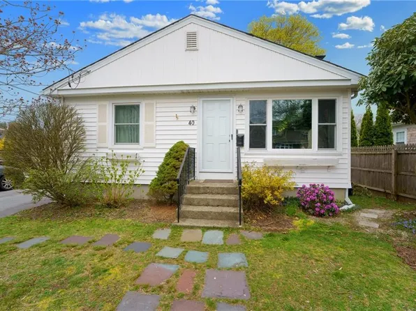 40 Butler St, Cranston, RI 02920