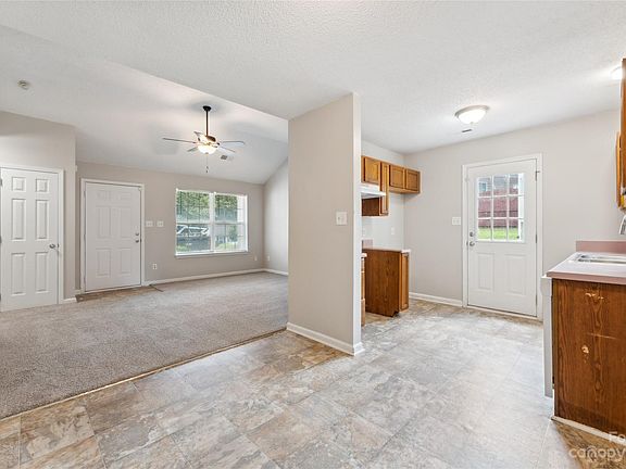 5th image of 6827 Rain Creek Way