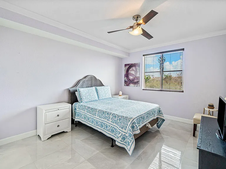 1411 Renaissance Way #411 — Photo 10