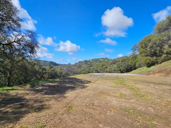 14576 Ballantree Ln, Grass Valley, CA 95949