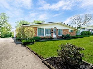 3844 Longridge Dr, Dayton, OH 45429