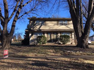 4009 77th St, Urbandale, IA 50322