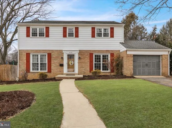 2121 Bressler Dr, Reading, PA 19610