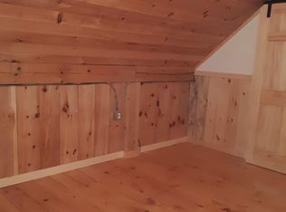 20 Burgess Rd, Townsend, MA 01469