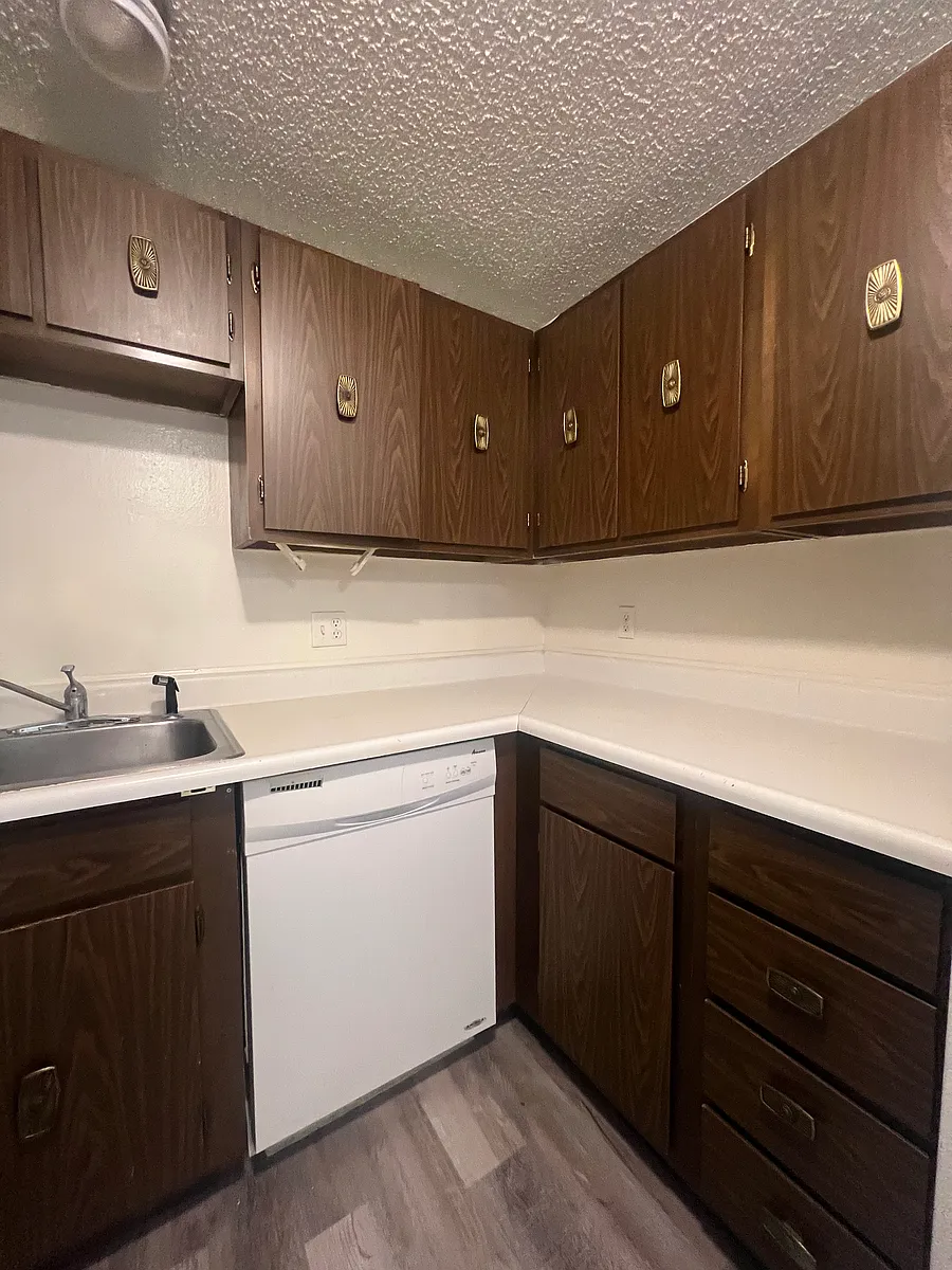 Building Photo - Ridgestone I