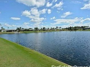 1508 Heron Dr, Sun City Center, FL 33573