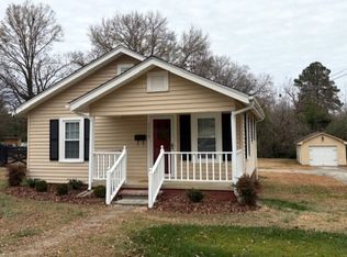 1535 Wickham St, Burlington, NC 27215