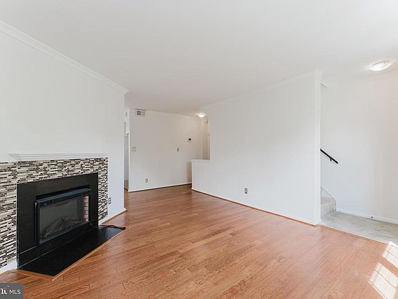 5th image of 2725 S Walter Reed Dr B