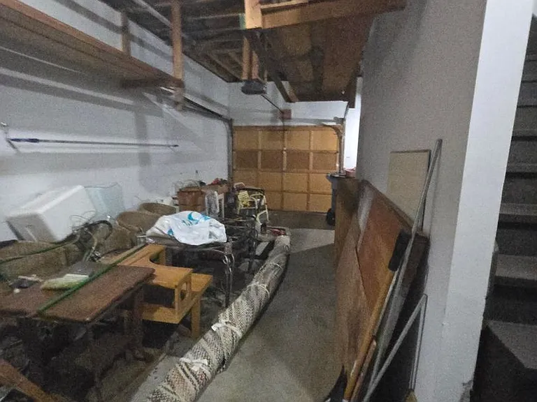 104 Hampton Ct — Photo 33