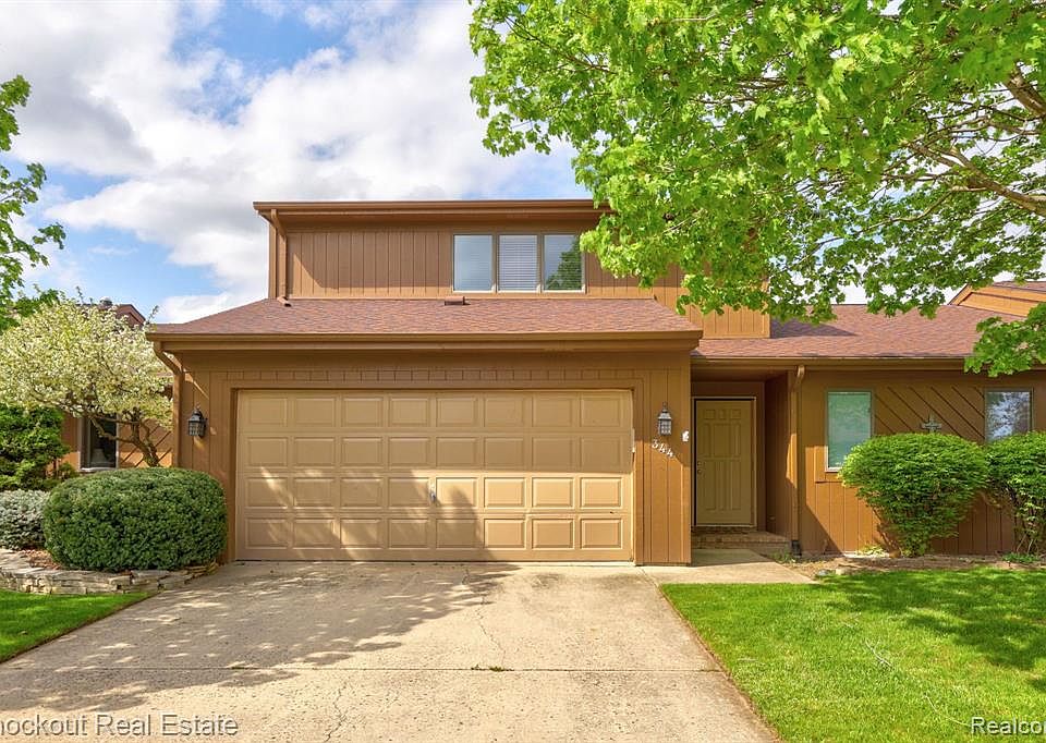 344 Groveland Dr, Frankenmuth, MI 48734 Zillow