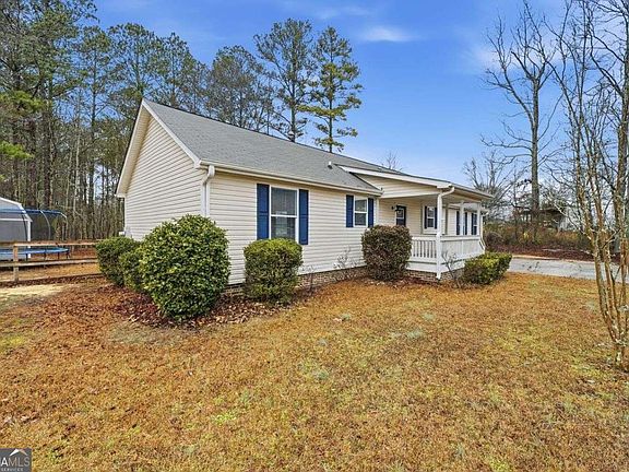 3rd image of 3450 Cashtown Rd