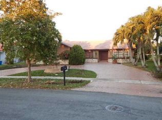 1064 NW 99th Ave, Plantation, FL 33322