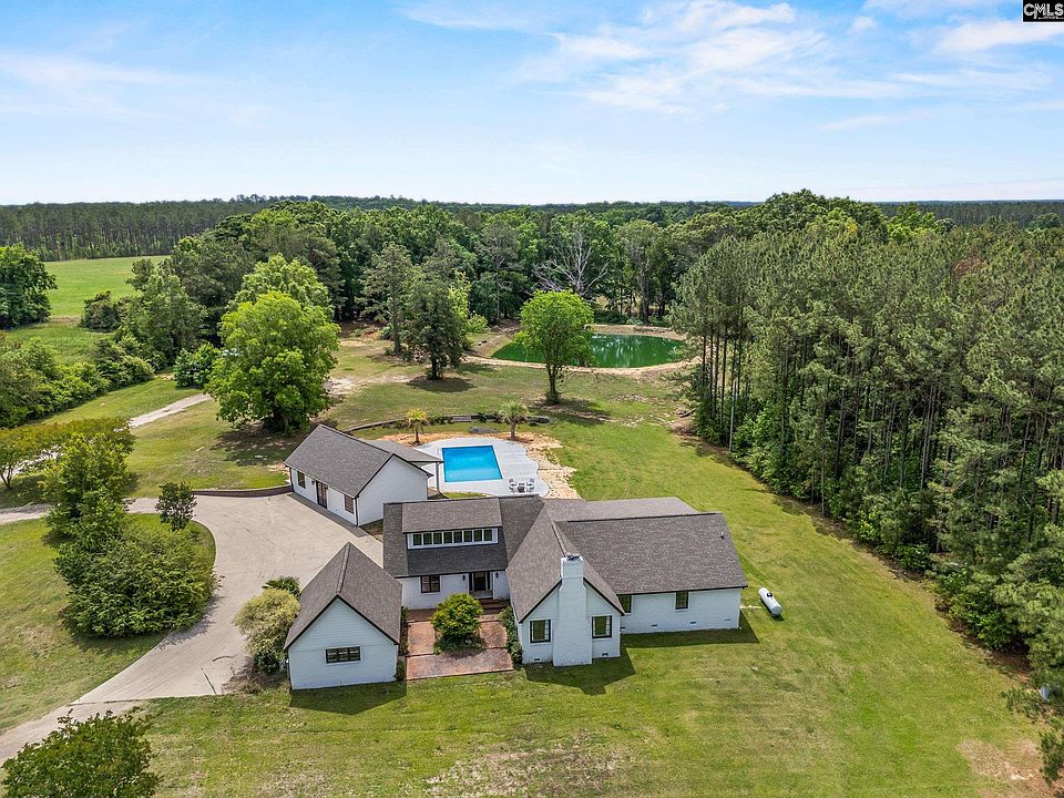 1st image of 213 Tombfield Rd