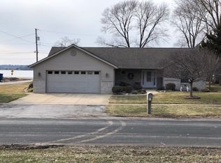 301 2nd Ave, Hampton, IL 61256