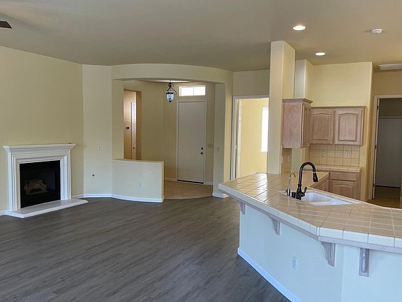 3rd image of 2626 E Solar Ave