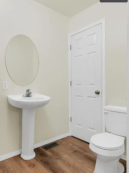 10240 E Strand Dr #1 — Photo 15