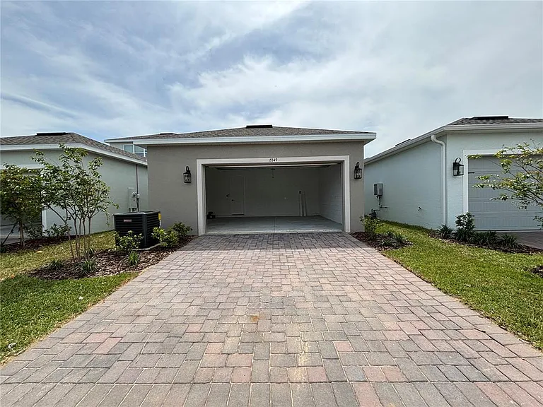 15549 Gentle Rain Dr — Photo 31